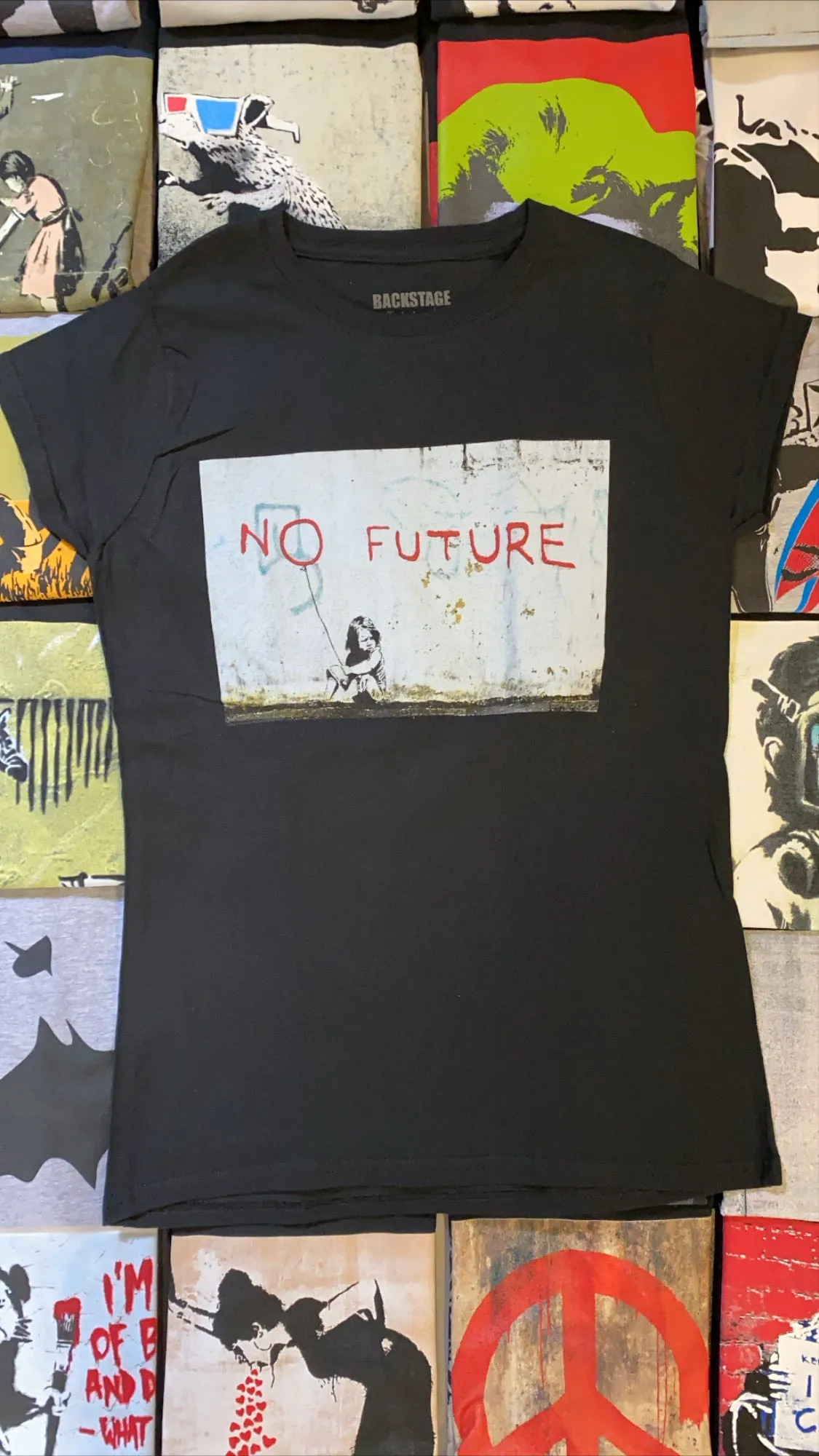 Banksy  Women's T-shirt - No Future