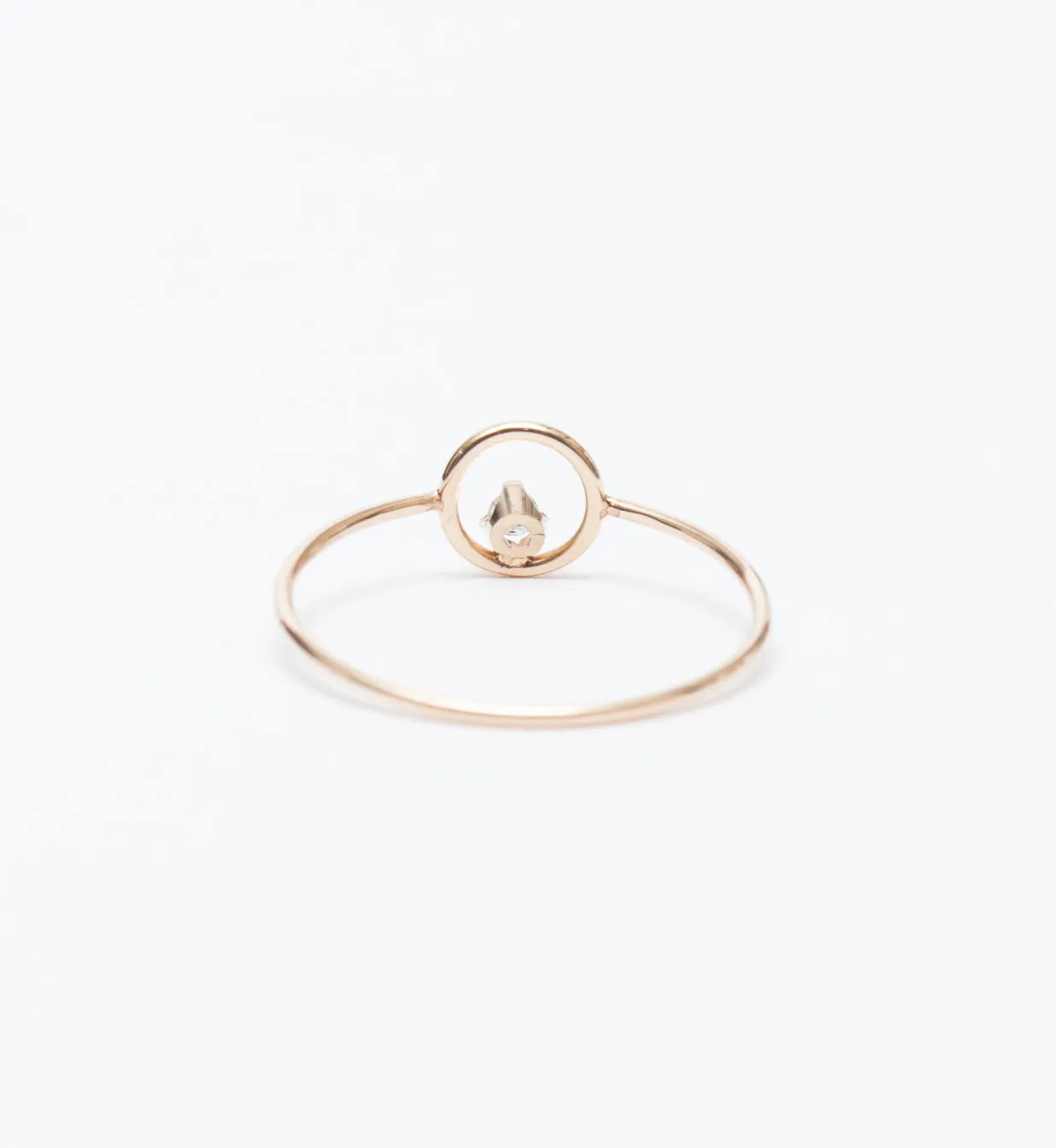 Circle Prong Diamond Ring