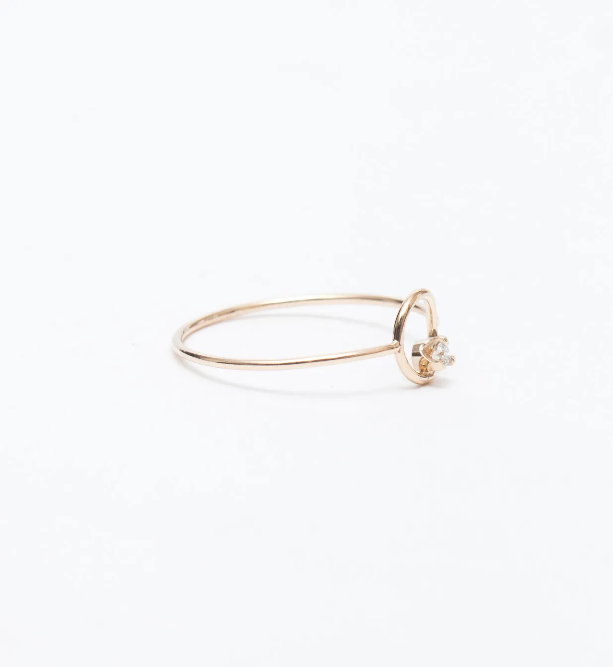 Circle Prong Diamond Ring