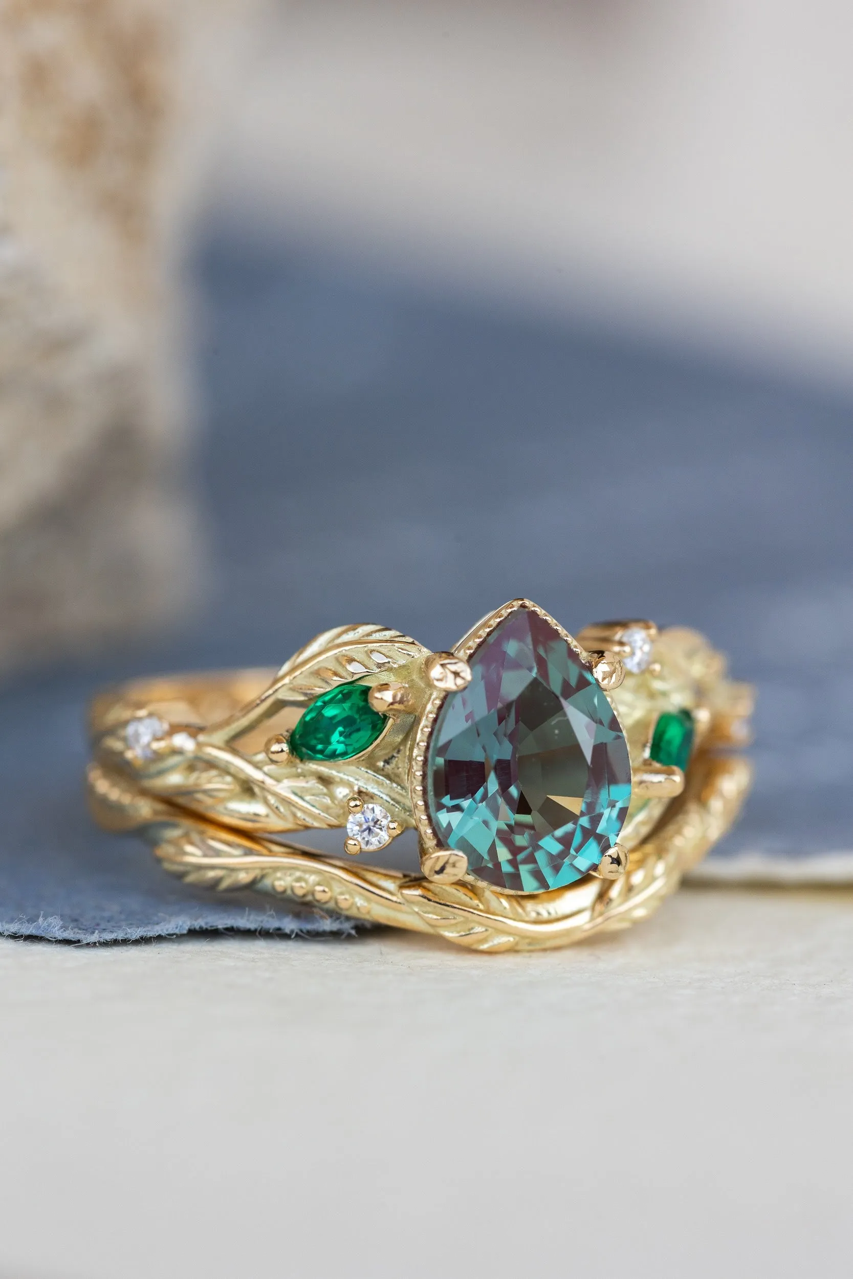 Colour changing alexandrite engagement ring, gold vines proposal ring / Patricia