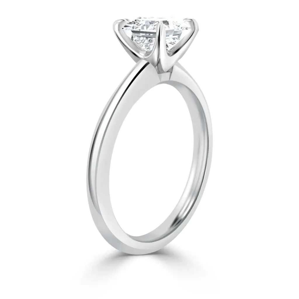 Lucy - 18ct White Gold - Radiant